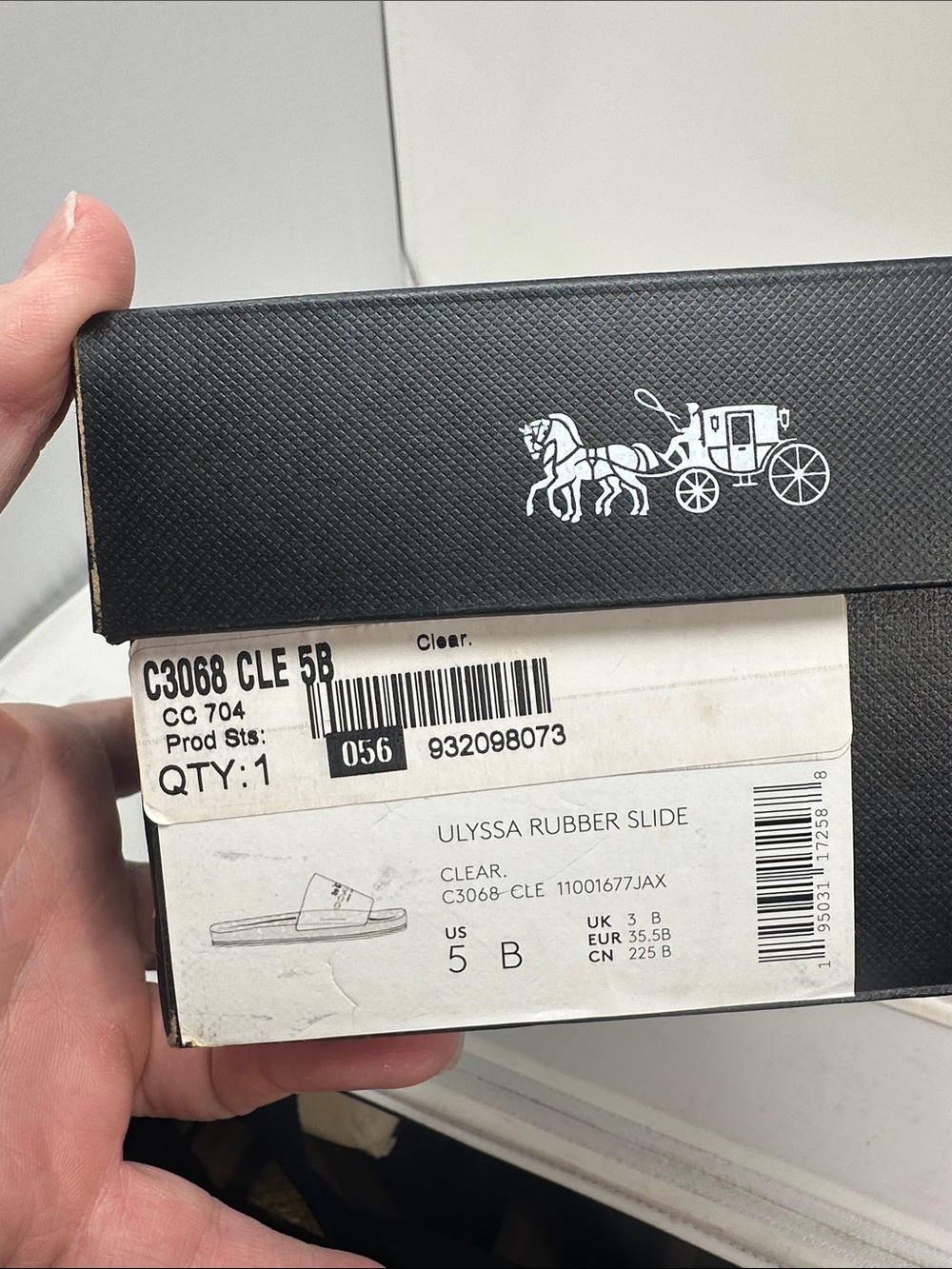 Coach Slides Size 5 - Picture 4 of 4